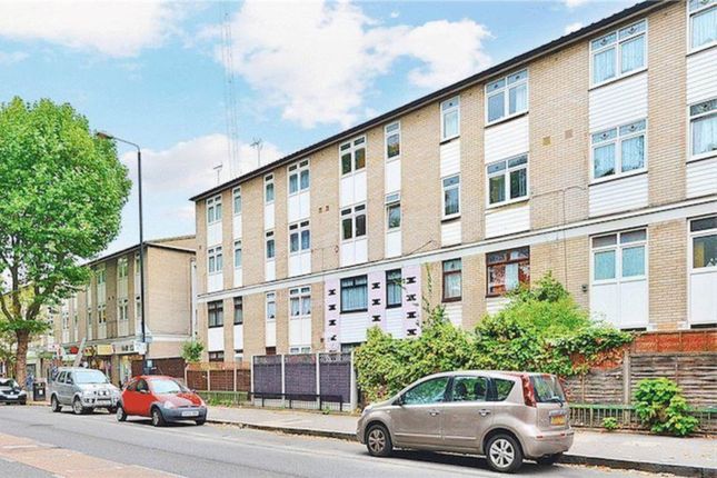 Maisonette to rent in Manchester Road, London