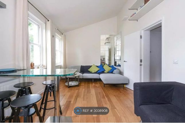Flat   Crane Grove, Islington, London photo 4