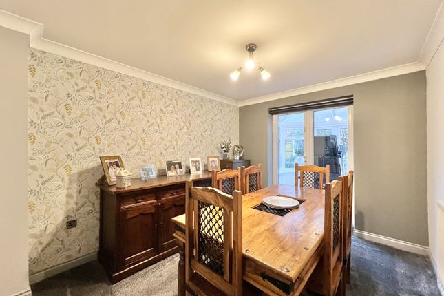 8, Regency Gardens, Bispham photo 4