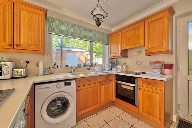 Marazell, Rollesby Road, Great Yarmouth photo 3