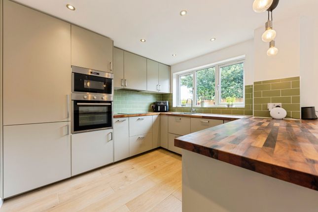 5, Swallow Drive, Claypole, Newark photo 4
