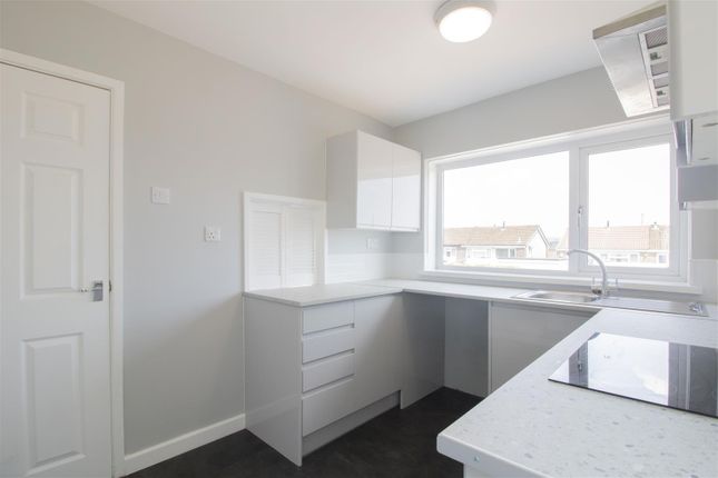 31, Hengoed Avenue, Hengoed photo 4
