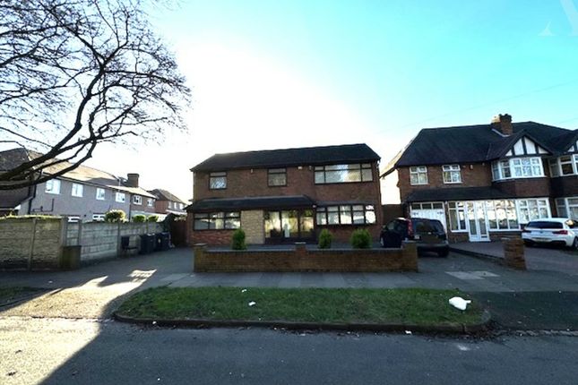 Thumbnail Detached house for sale in Plaistow Avenue, Hodge Hill, Birmingham, West Midlands