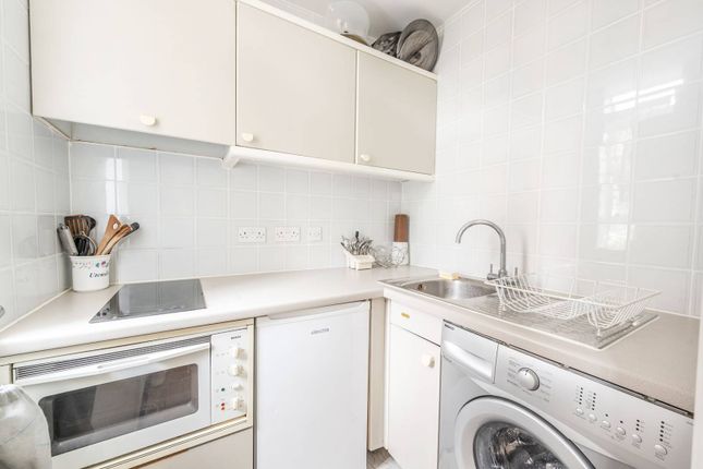 Studio to rent in Sloane Avenue, Chelsea, London