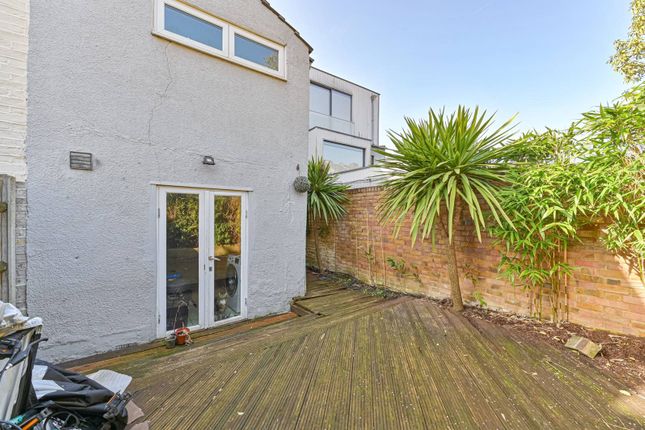 Crawthew Grove, East Dulwich photo 3