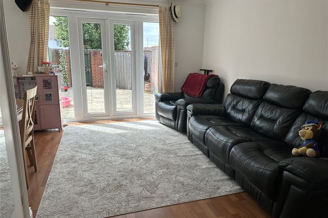 30, Clarks Road, Somerset photo 3