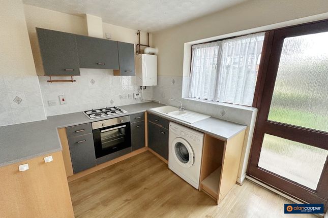 89, Kenilworth Drive, Nuneaton photo 3