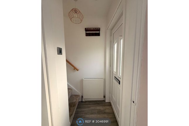 Blue Hill Crescent, Leeds photo 4
