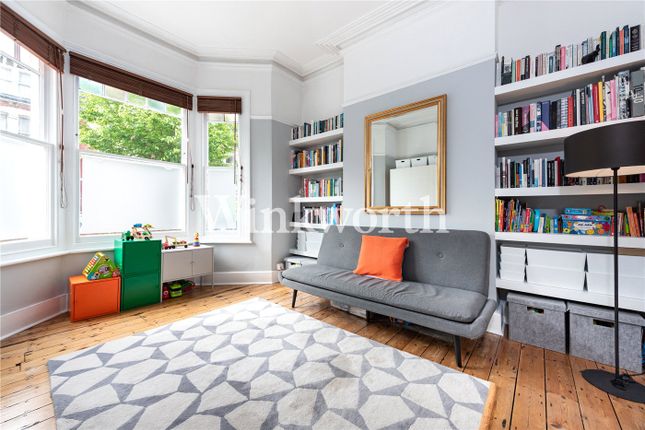 Flat to rent in Hampden Road, Ground Floor Flat, London