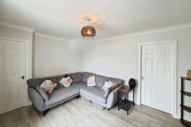 7, Penderyn Avenue, Port Talbot photo 3