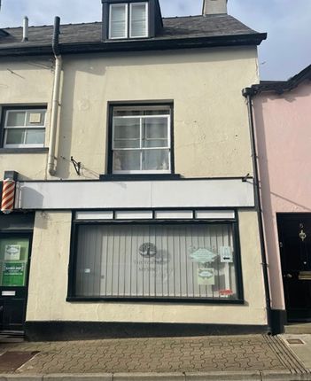 Retail premises to let in Agincourt Street, Monmouth, Monmouthshire