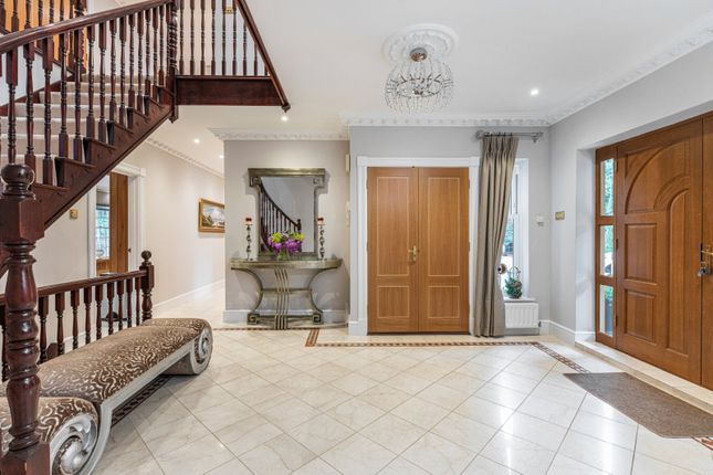 Hawthorn House, 6, Abbotswood Drive, St George's Hill photo 4