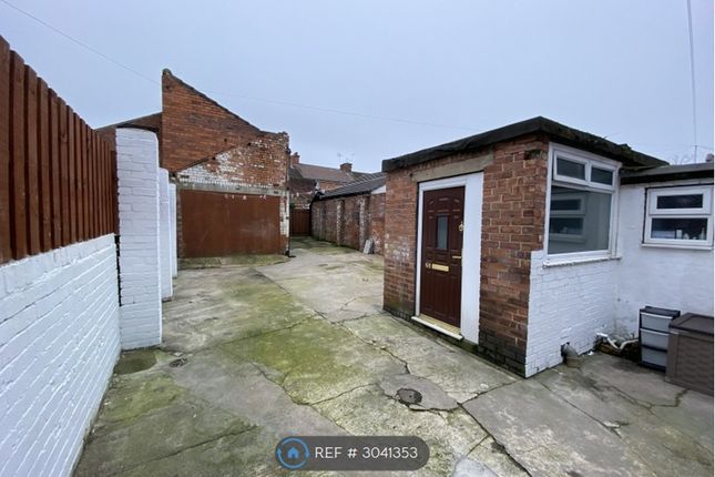 Flat  Coronation House Muglet Lane, Rotherham photo 2