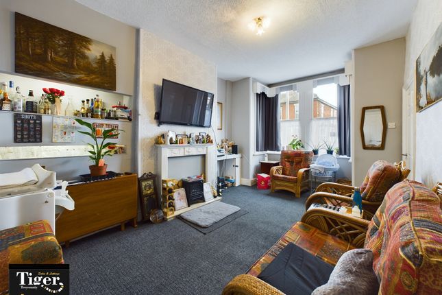 101, Elizabeth Street, Blackpool photo 2