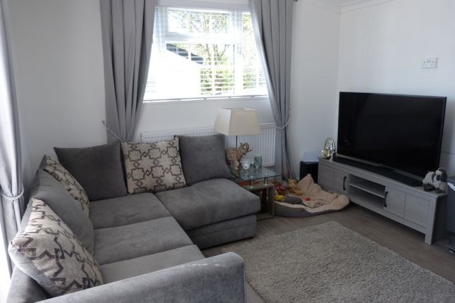 9, Manor Park, Penwithick photo 2