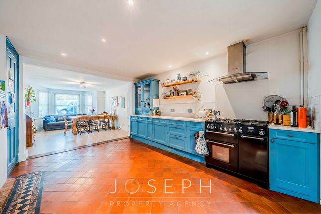 5 Willoughby Road, Ipswich photo 2