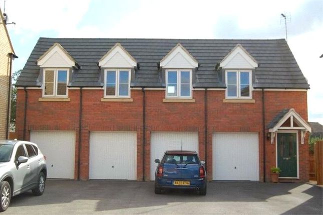Flat to rent in Burchnell Gardens, Bourne, Lincolnshire PE10