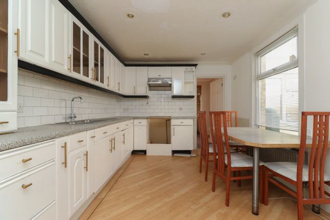 Glencoe, 54, Warwick Road, Margate photo 3