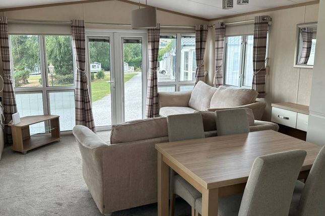 23, Maustin Park, Nr. Wetherby photo 4