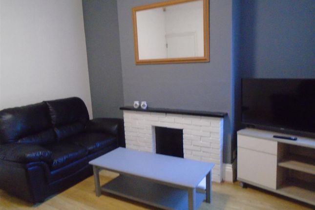 Shared accommodation to rent in Falmouth Street, Hull