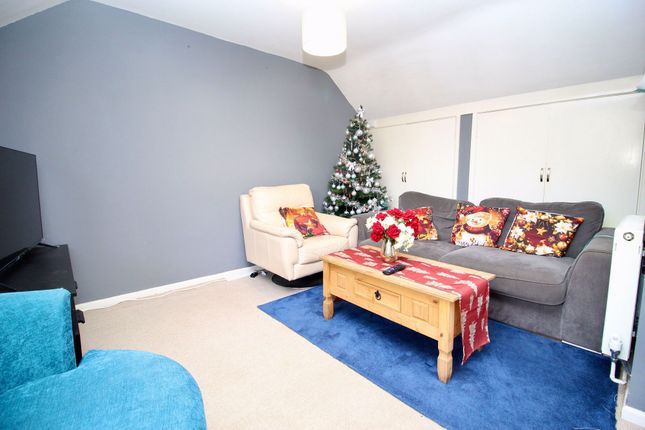 Flat 5, Florence Court Bullar Road, Southampton photo 4