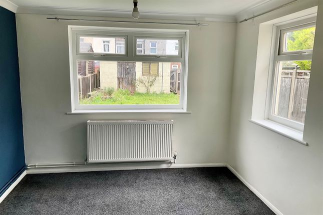 28, Astor Avenue, Dover photo 4