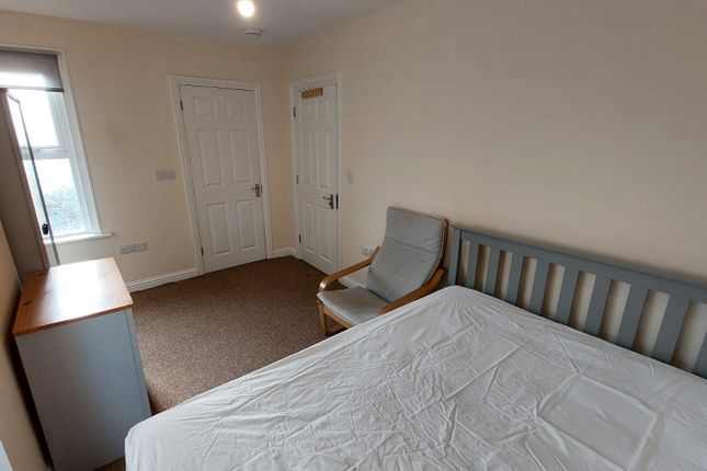 Room to rent in Preston Road, Yeovil