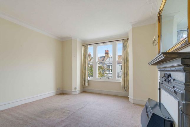 Flat 3, Deepdene Mansions, Rostrevor Road, London photo 3