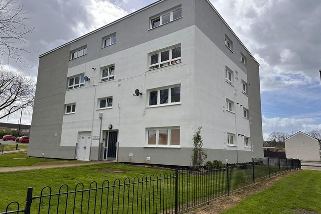 Flat for sale in Raphael Close, Coventry