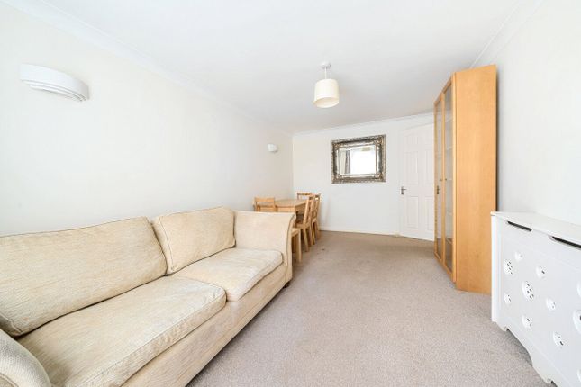48, Morse Close, Uxbridge photo 2