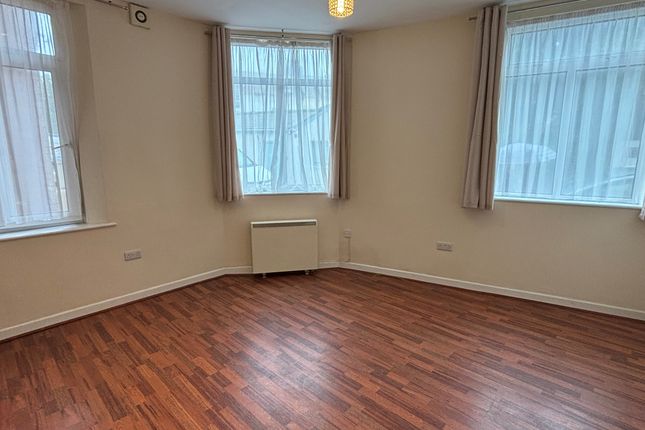 Flat 5 Wedgewood Court, Somerset Place, Teignmouth photo 4