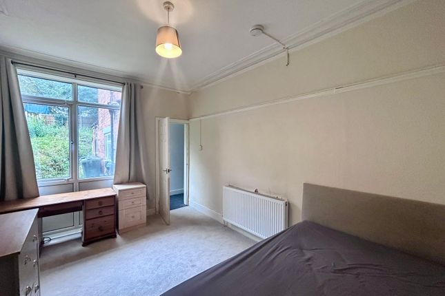 102, Birmingham photo 3
