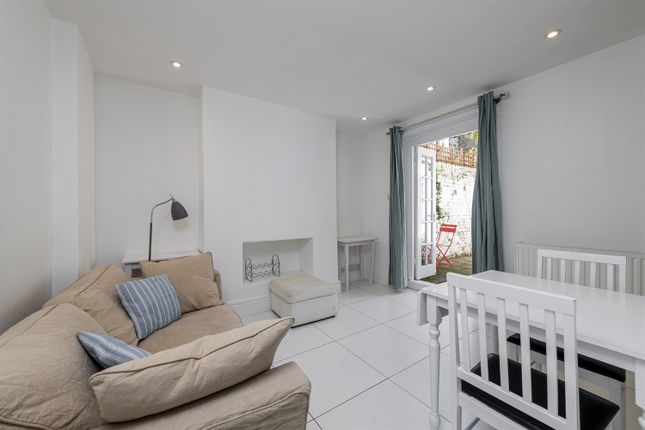 Flat for sale in Latchmere Road, London