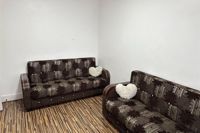 26, Belchers Lane, West Midlands photo 4