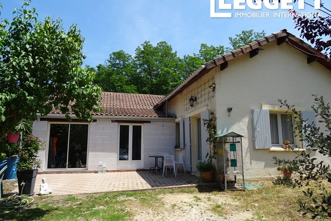 Thumbnail Villa for sale in Saint-Jory-Las-Bloux, Dordogne, Nouvelle-Aquitaine