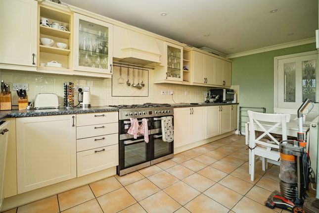 20, St. Andrews View, Blandford Forum photo 3