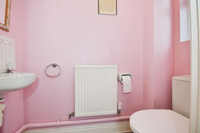 14, Aspen Close, Buxton photo 4