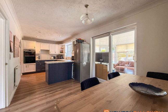 38 Claricoates Drive, Newark photo 2