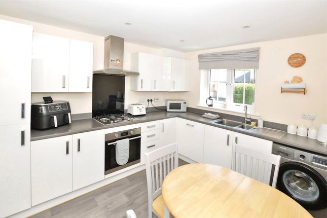 7 Baileys Meadow, Hayle Cornwall, Cornwall photo 3