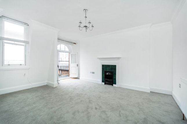 Thumbnail Flat to rent in Moscow Road, London