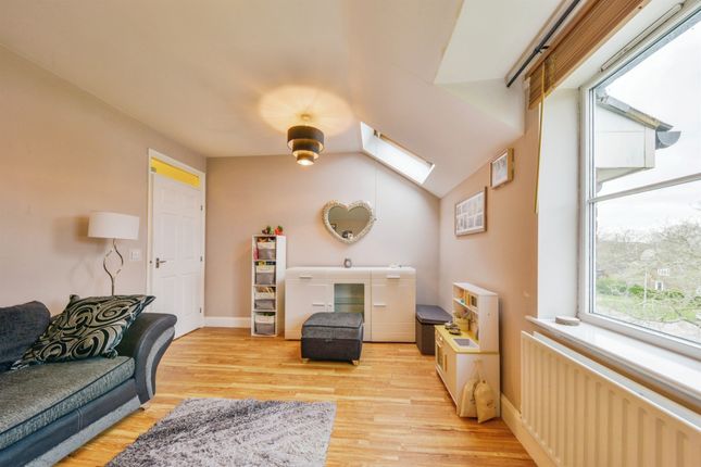 Flat for sale in Ludwick Way, Welwyn Garden City