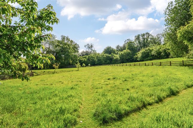 Upper Unstead Farmhouse,, Unstead Lane, Guildford photo 4
