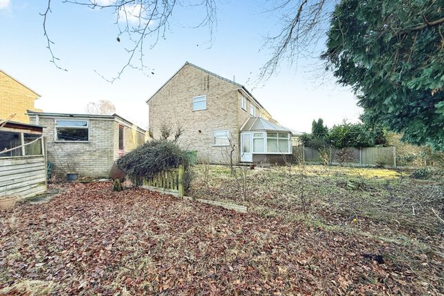 8 Alston Close, Stockport photo 2