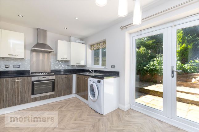 21, Barrow Brook Close, Clitheroe photo 4