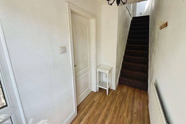 16 Gowy Close, Stoke-On-Trent photo 2
