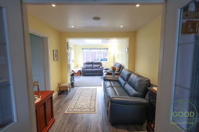 6, Winter Hill Close, Preston photo 3