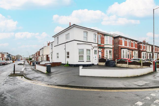Thumbnail Flat for sale in Sussex Road, Southport
