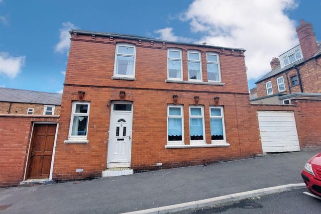 Thumbnail Detached house for sale in Moorland Road, Scarborough