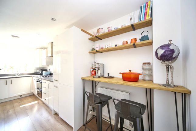 21 Rothwell Gardens, Warrington photo 4