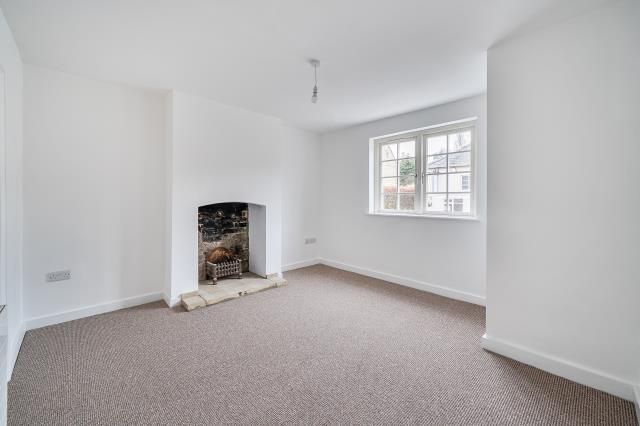 12, High Street, Towcester photo 4